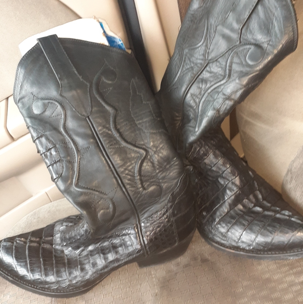 Max leather boots